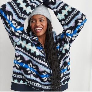 🆕 Aerie Snowflake Fleece Pullover